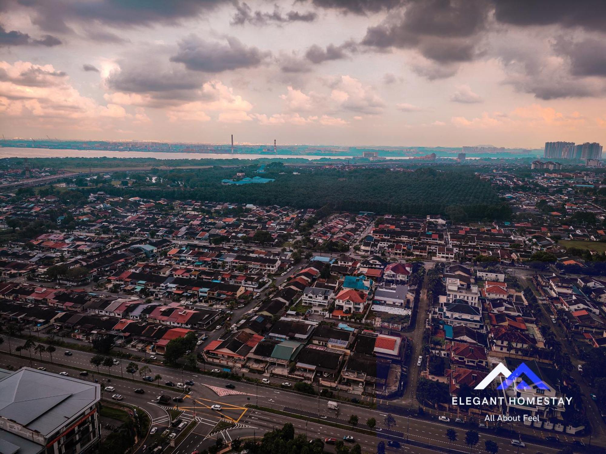 Mosaic Southkey Midvalley By Elegant Apartment *